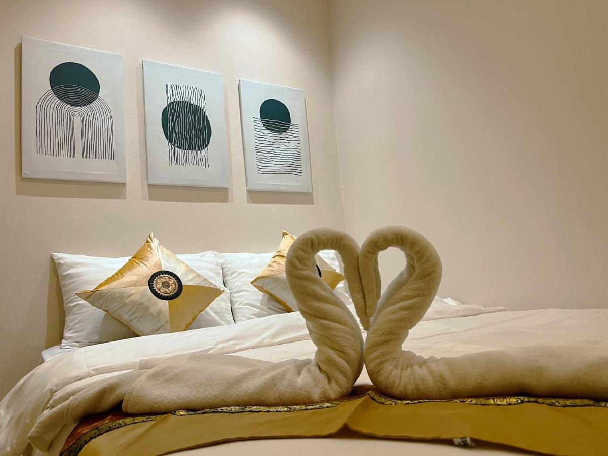 Pure Stay At Cnx Chiang Mai Exterior photo