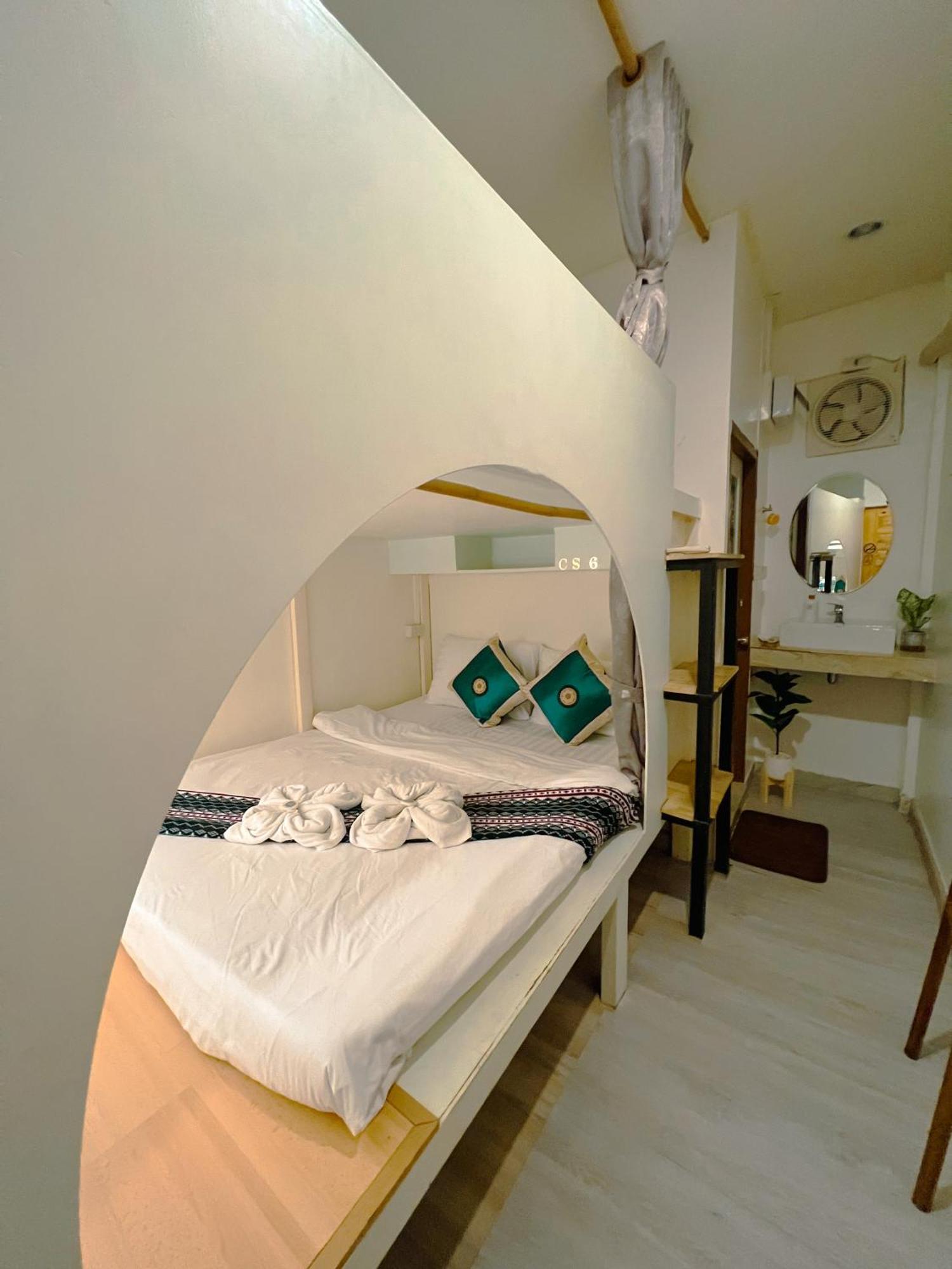 Pure Stay At Cnx Chiang Mai Exterior photo